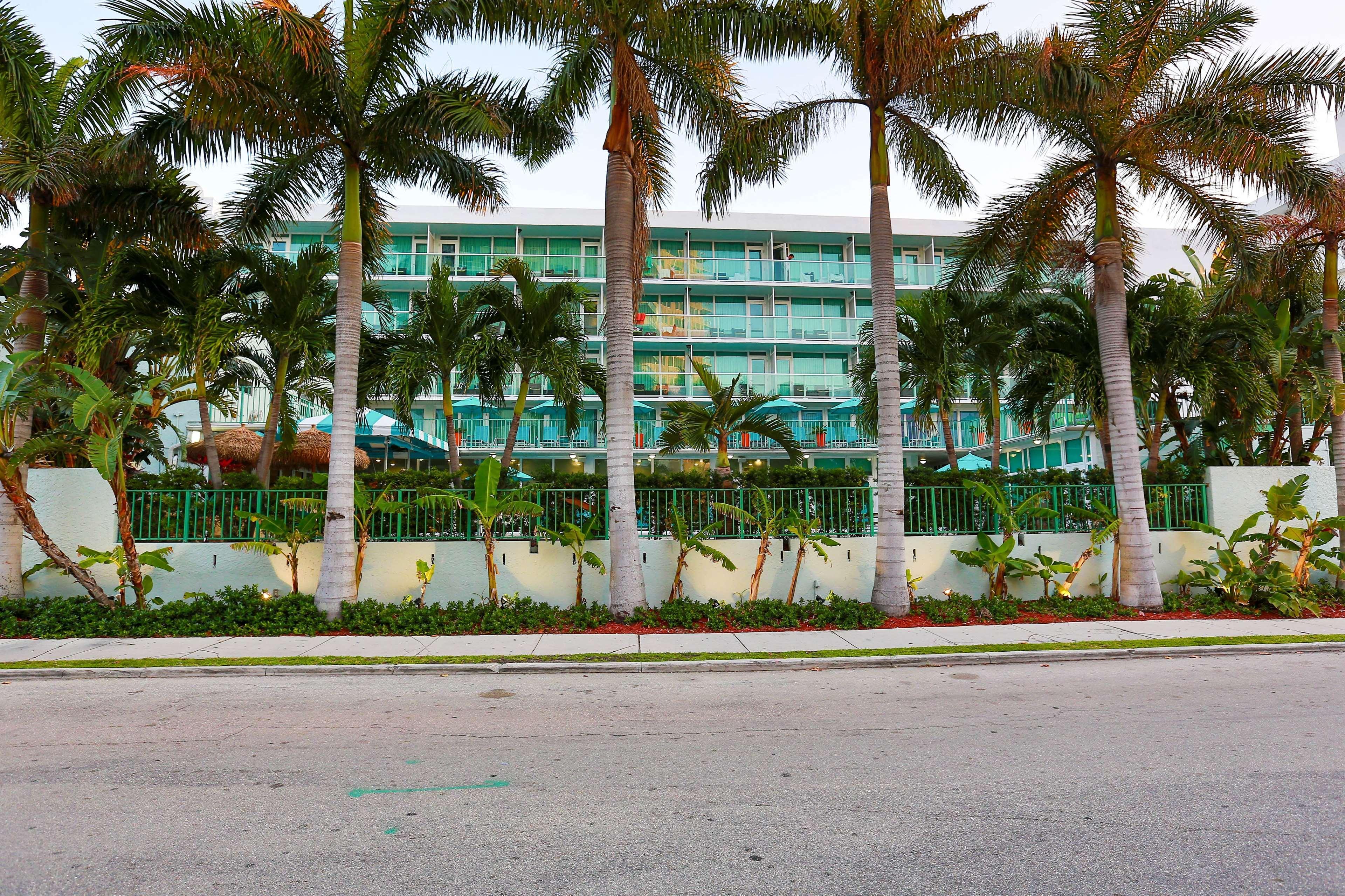 Best Western Plus Oceanside Inn Fort Lauderdale Exterior photo