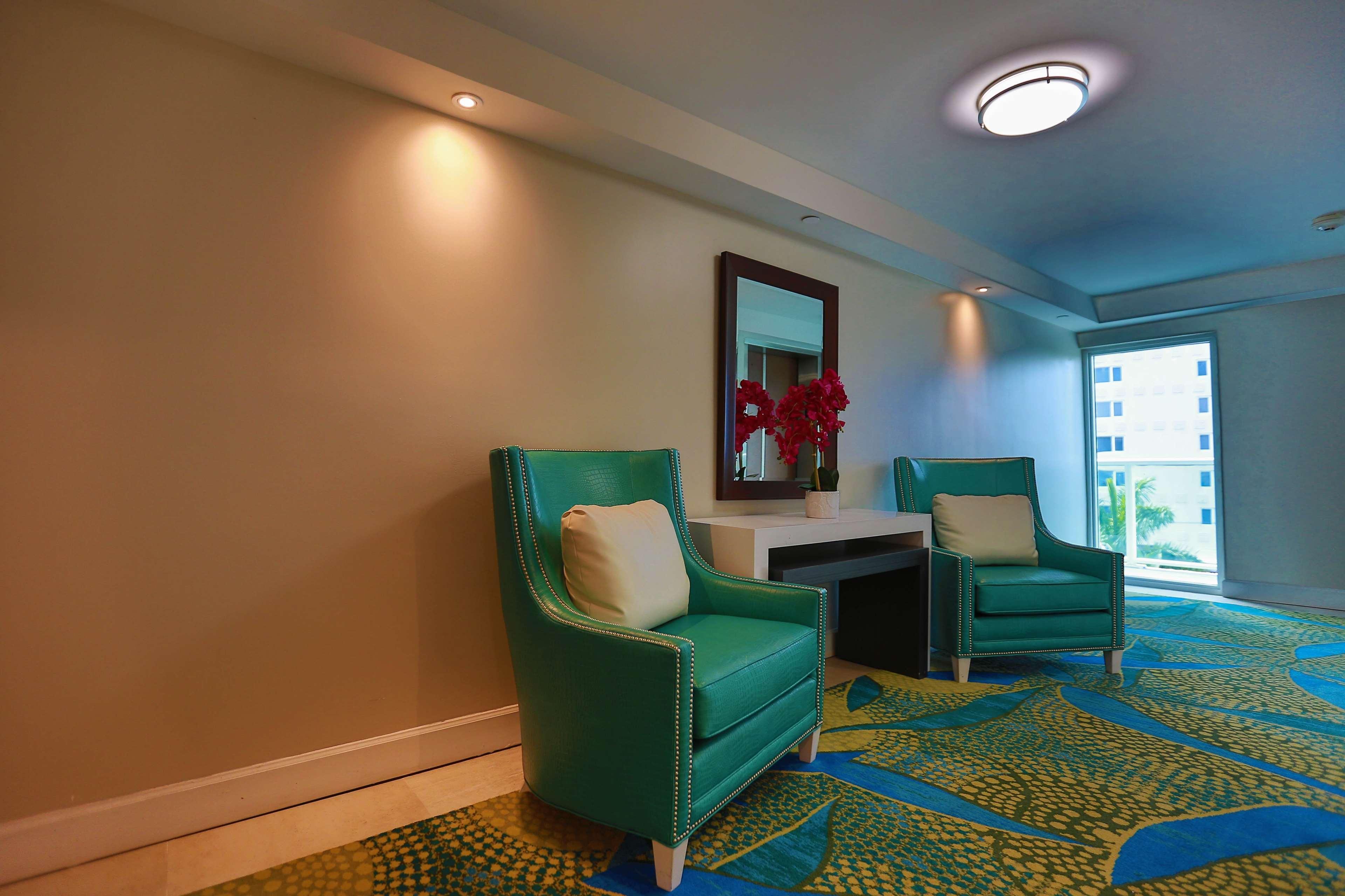 Best Western Plus Oceanside Inn Fort Lauderdale Exterior photo