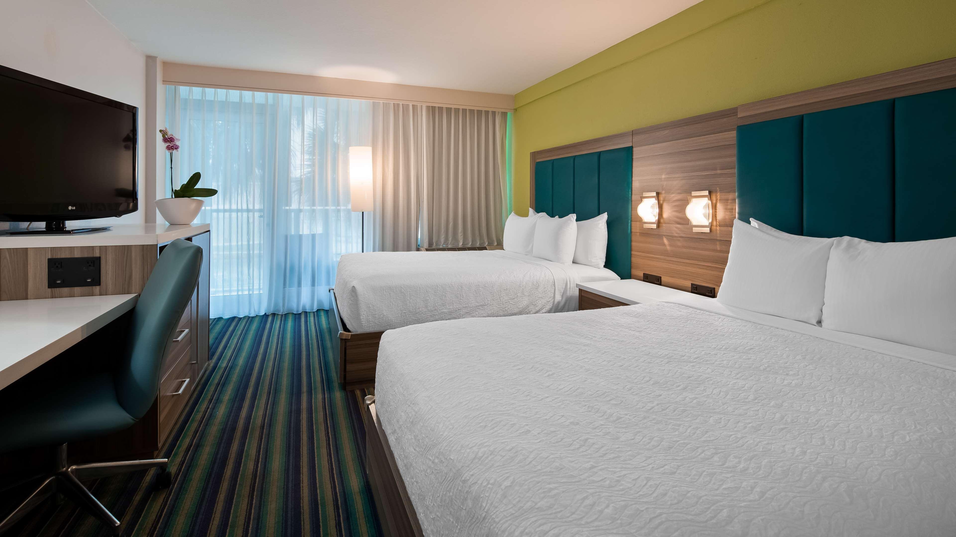 Best Western Plus Oceanside Inn Fort Lauderdale Exterior photo