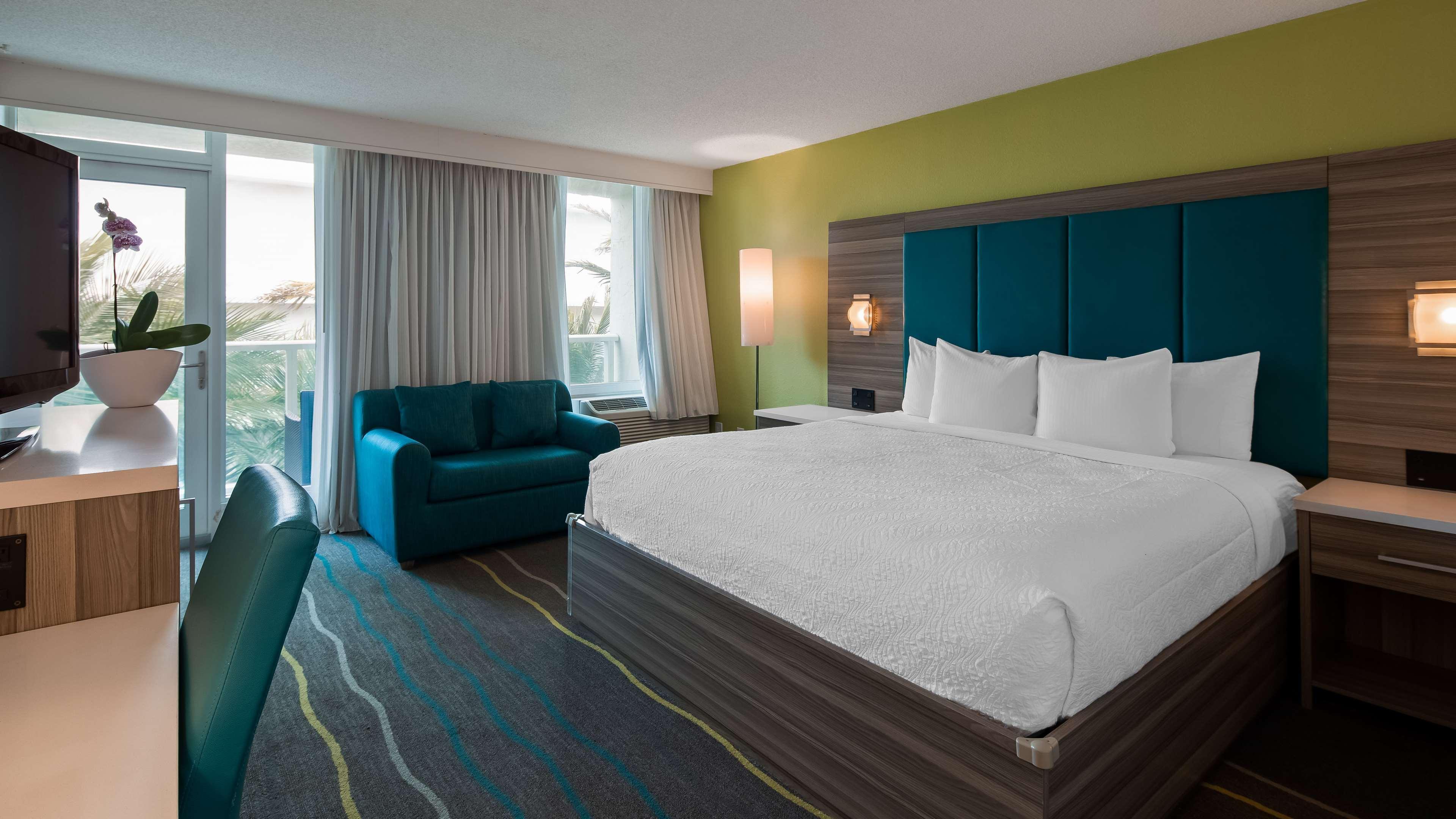 Best Western Plus Oceanside Inn Fort Lauderdale Exterior photo