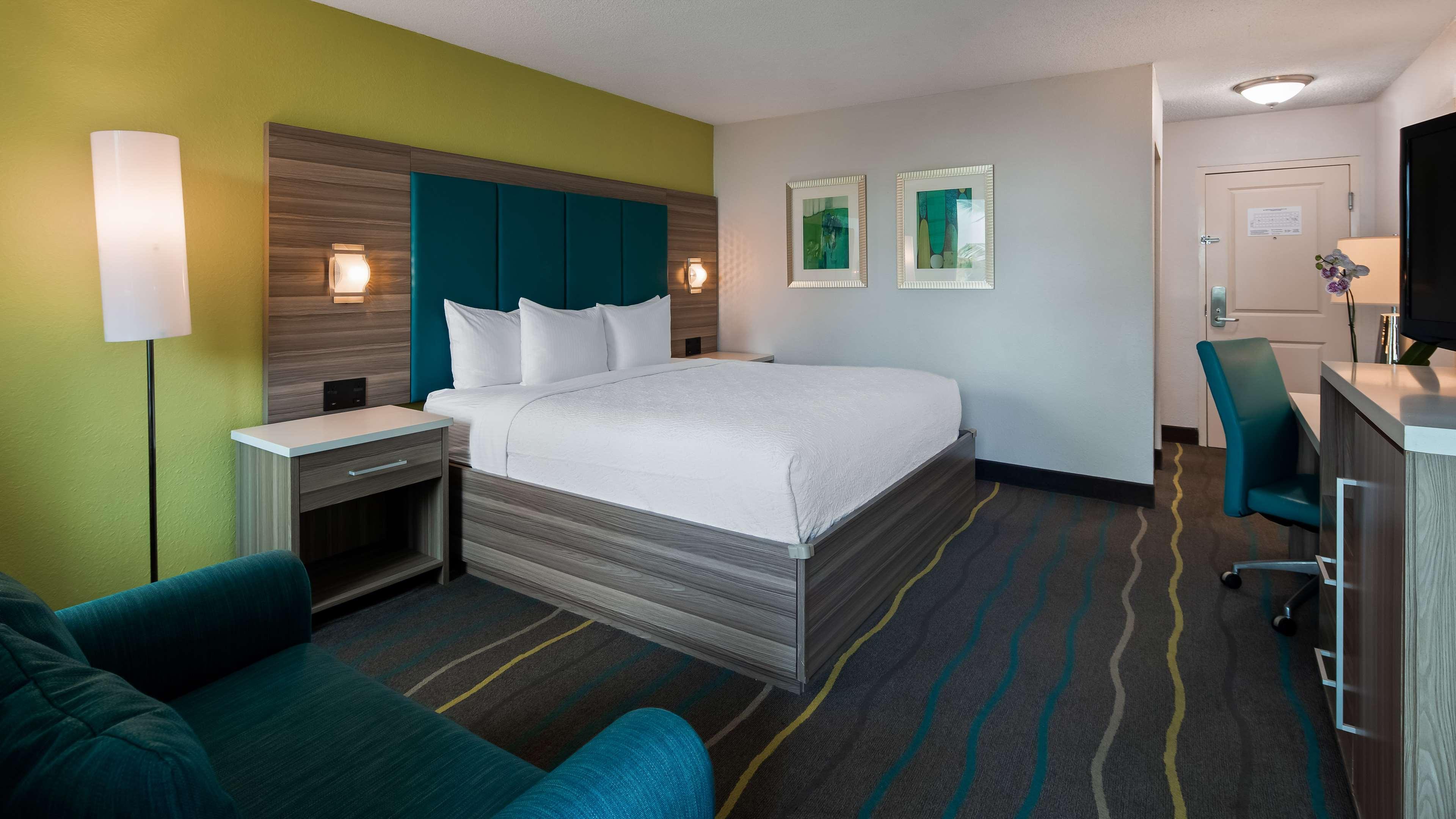 Best Western Plus Oceanside Inn Fort Lauderdale Exterior photo